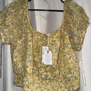 American Eagle Outfitters Yellow Floral Blouse